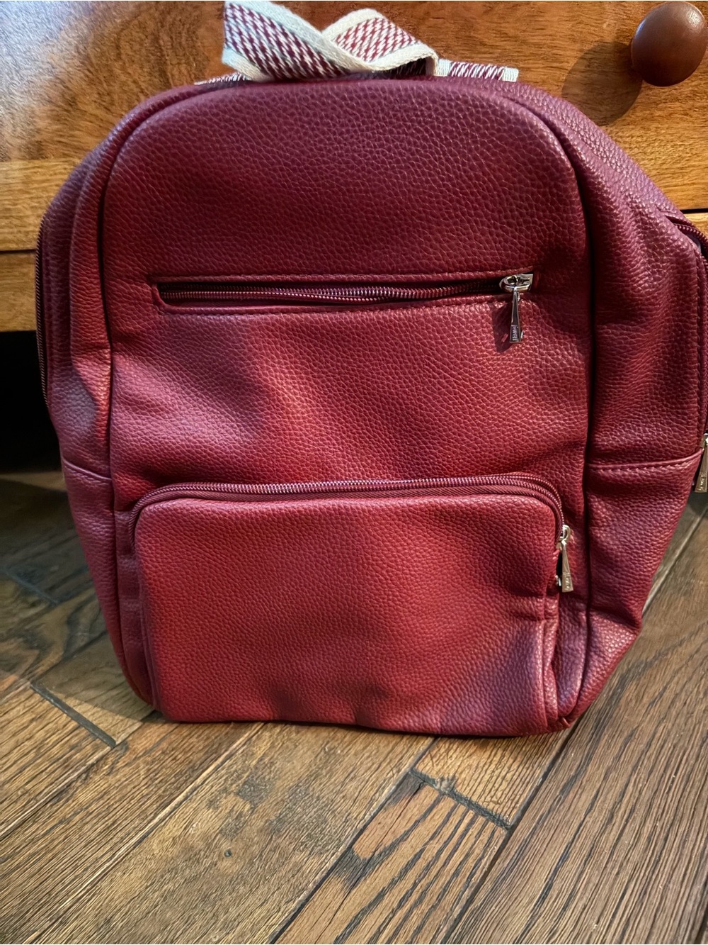 New! Jewell by Thirty One Merlot Pebble Backpack